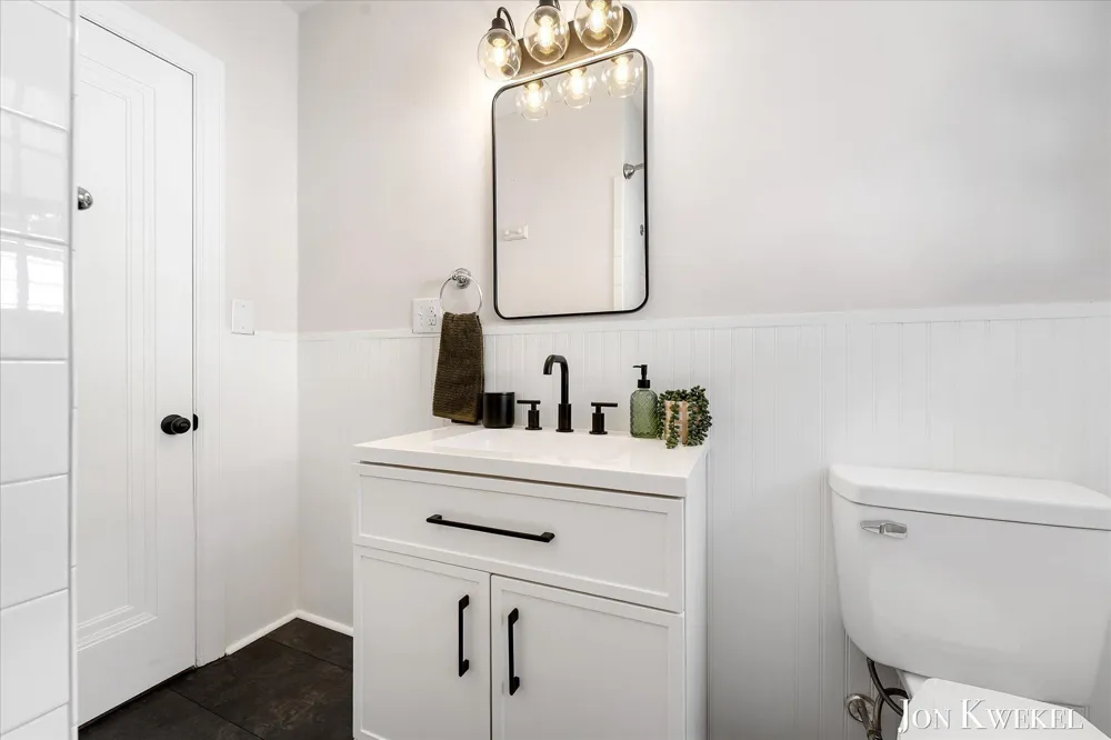 903 Griggs Street SE Grand Rapids, MI 49507