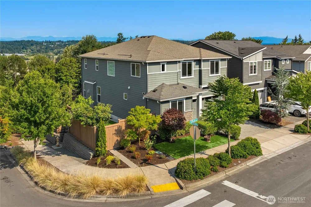 13024 137th Drive NE Kirkland, WA 98034