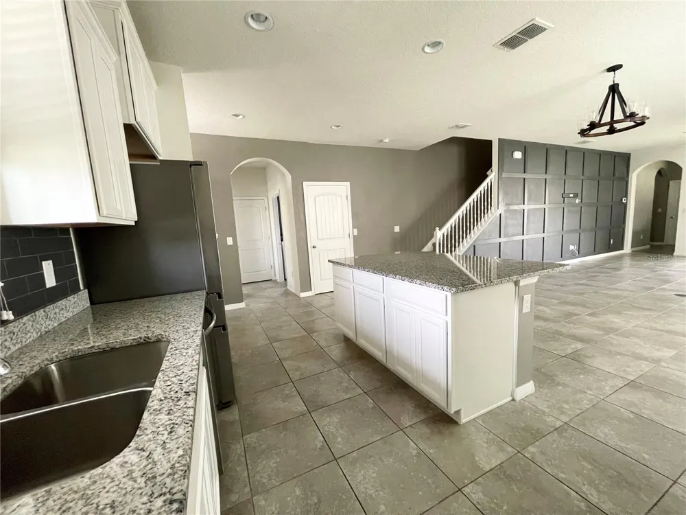16096 BAYOU CREST DRIVE Winter Garden, FL 34787