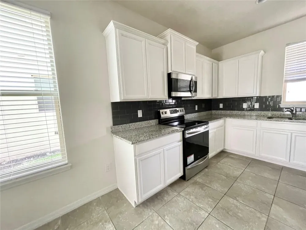 16096 BAYOU CREST DRIVE Winter Garden, FL 34787
