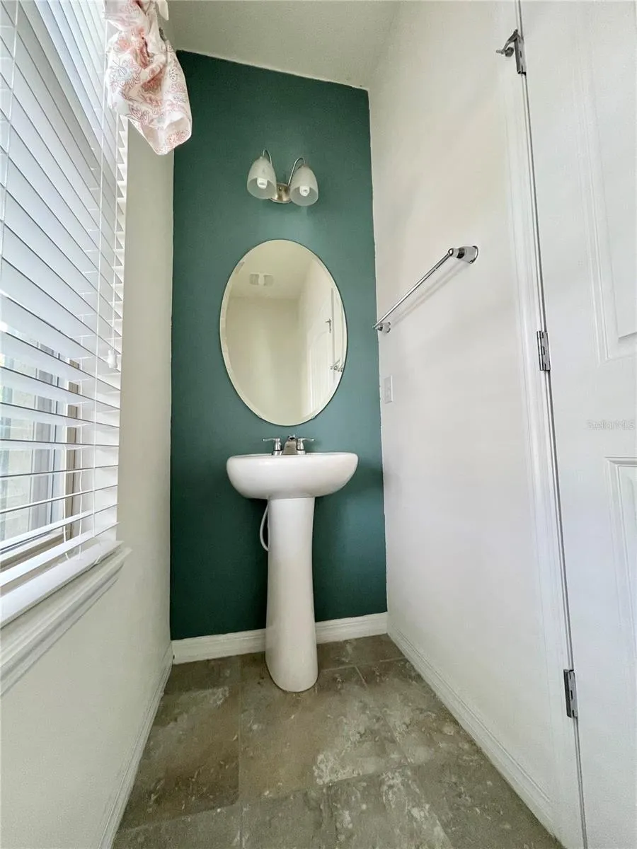 16096 BAYOU CREST DRIVE Winter Garden, FL 34787