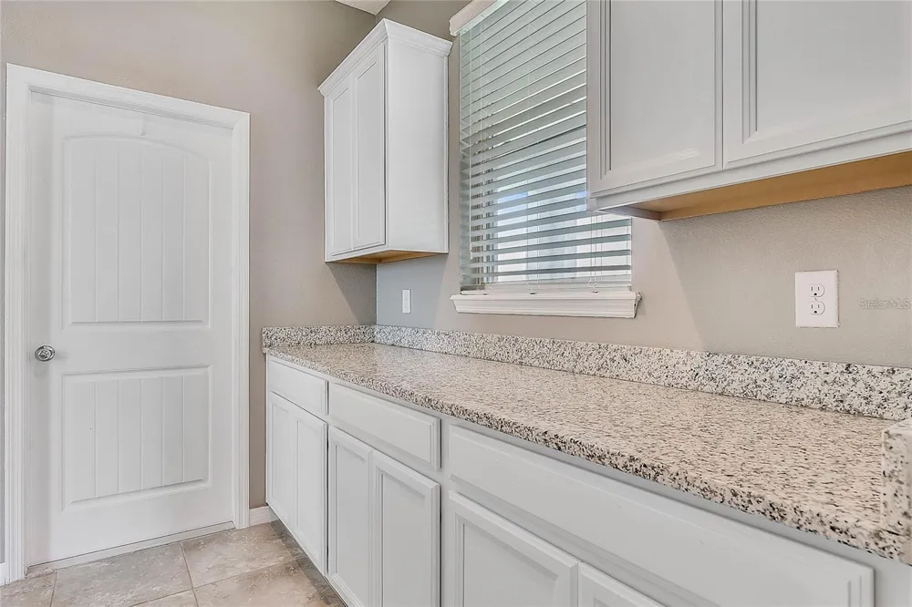16096 BAYOU CREST DRIVE Winter Garden, FL 34787