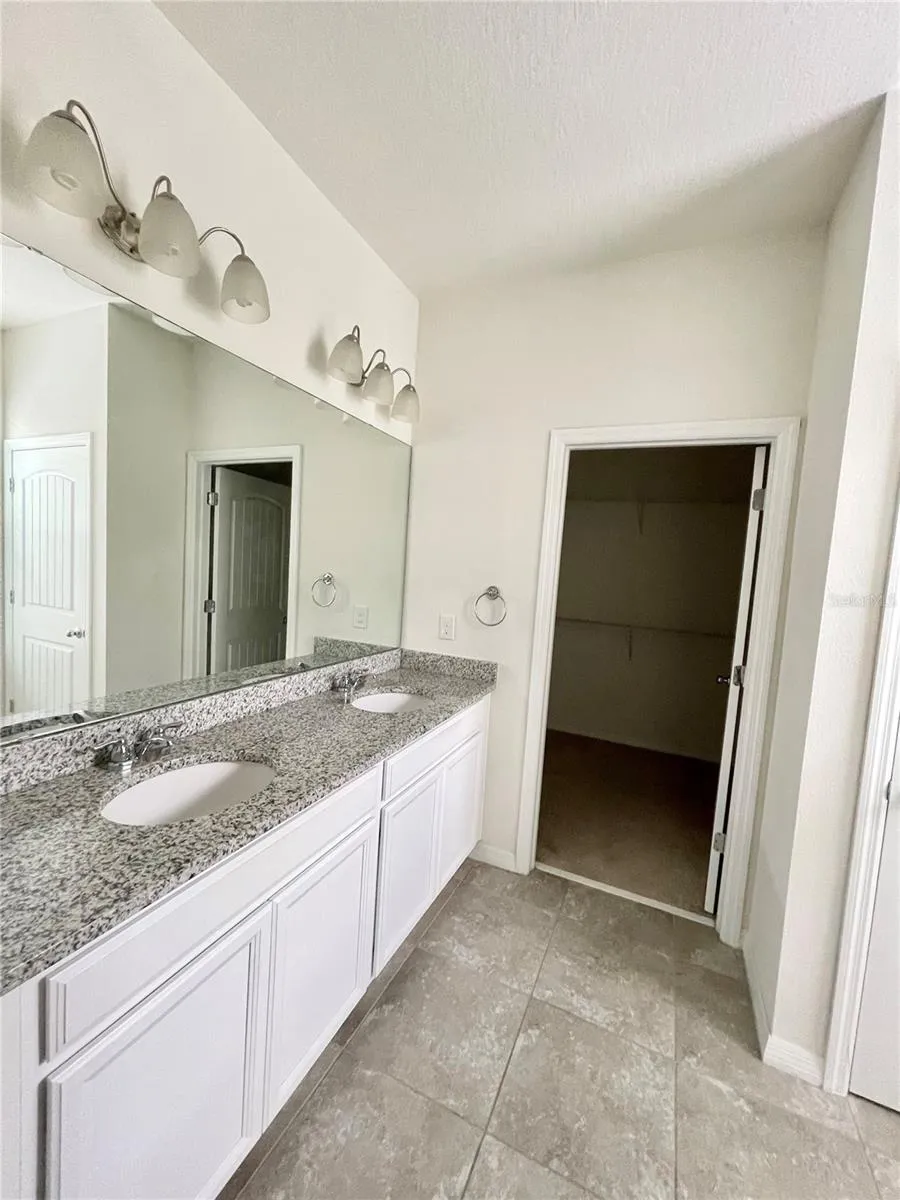 16096 BAYOU CREST DRIVE Winter Garden, FL 34787