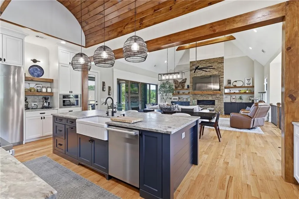 5812 Lula Bridge Lane Braselton, GA 30517