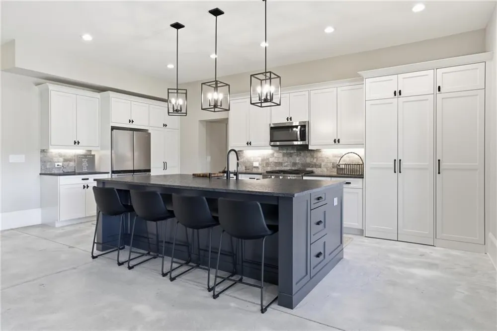 5812 Lula Bridge Lane Braselton, GA 30517