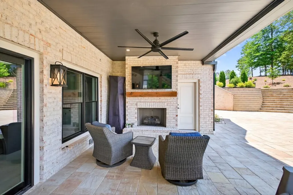 5812 Lula Bridge Lane Braselton, GA 30517
