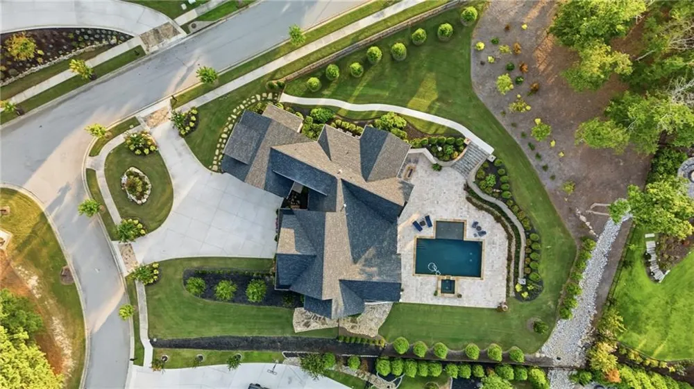 5812 Lula Bridge Lane Braselton, GA 30517