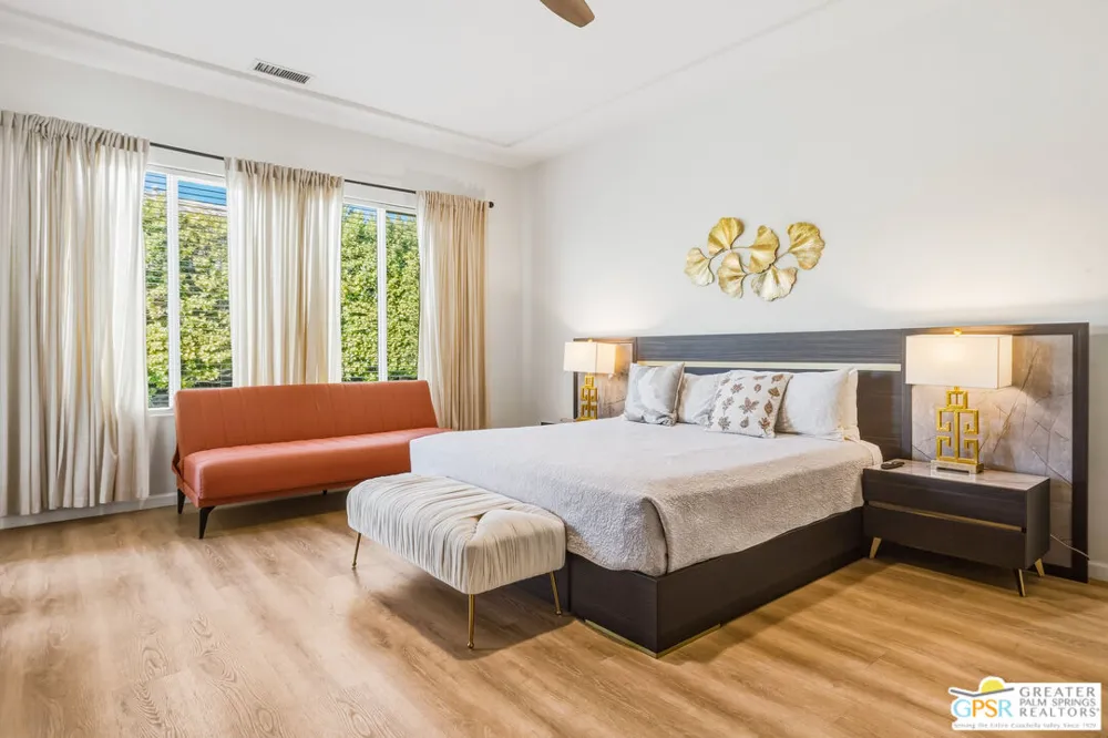1420 Olga Way Palm Springs, CA 92262