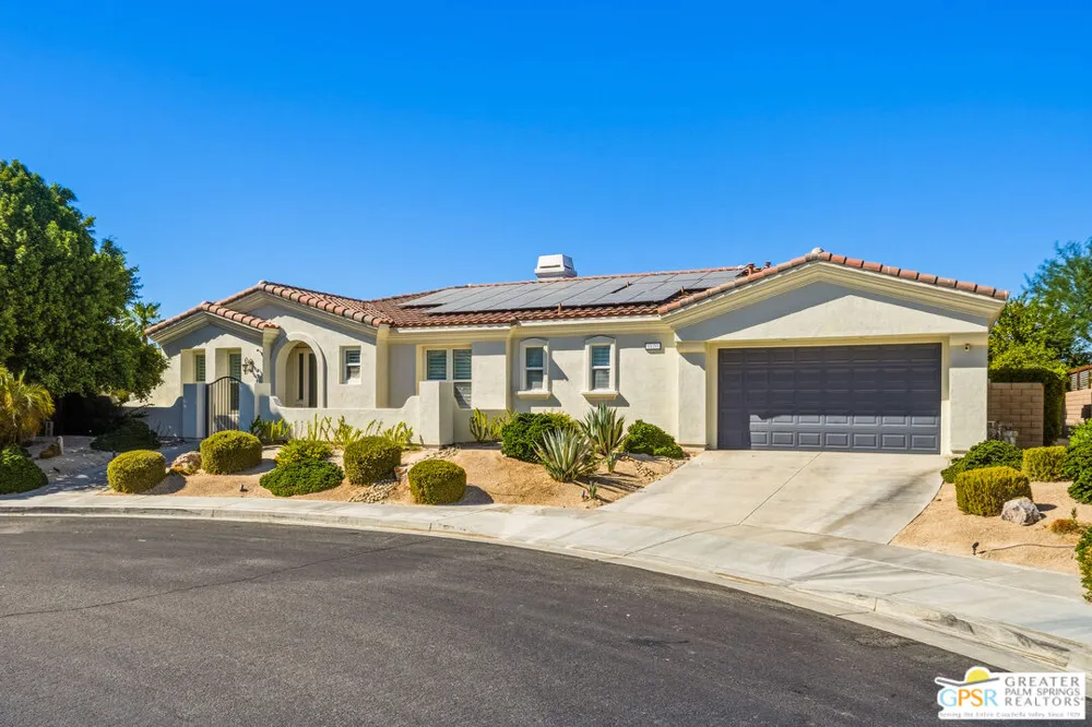 1420 Olga Way Palm Springs, CA 92262