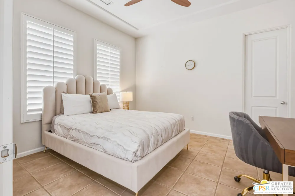 1420 Olga Way Palm Springs, CA 92262