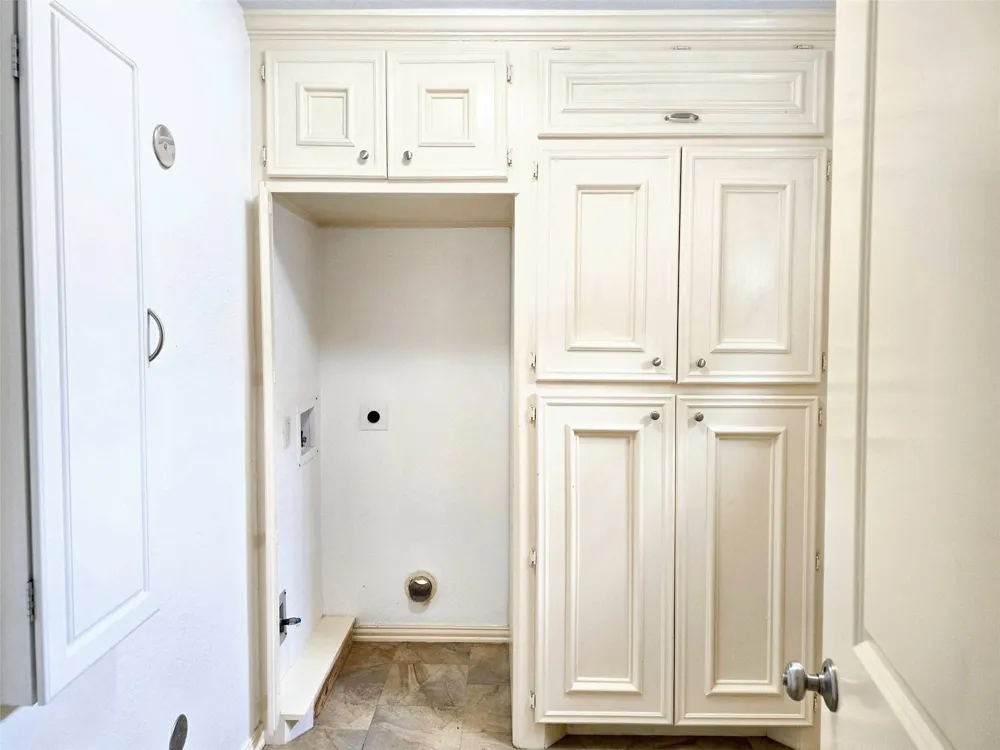 828 E 39th Street Houston, TX 77022