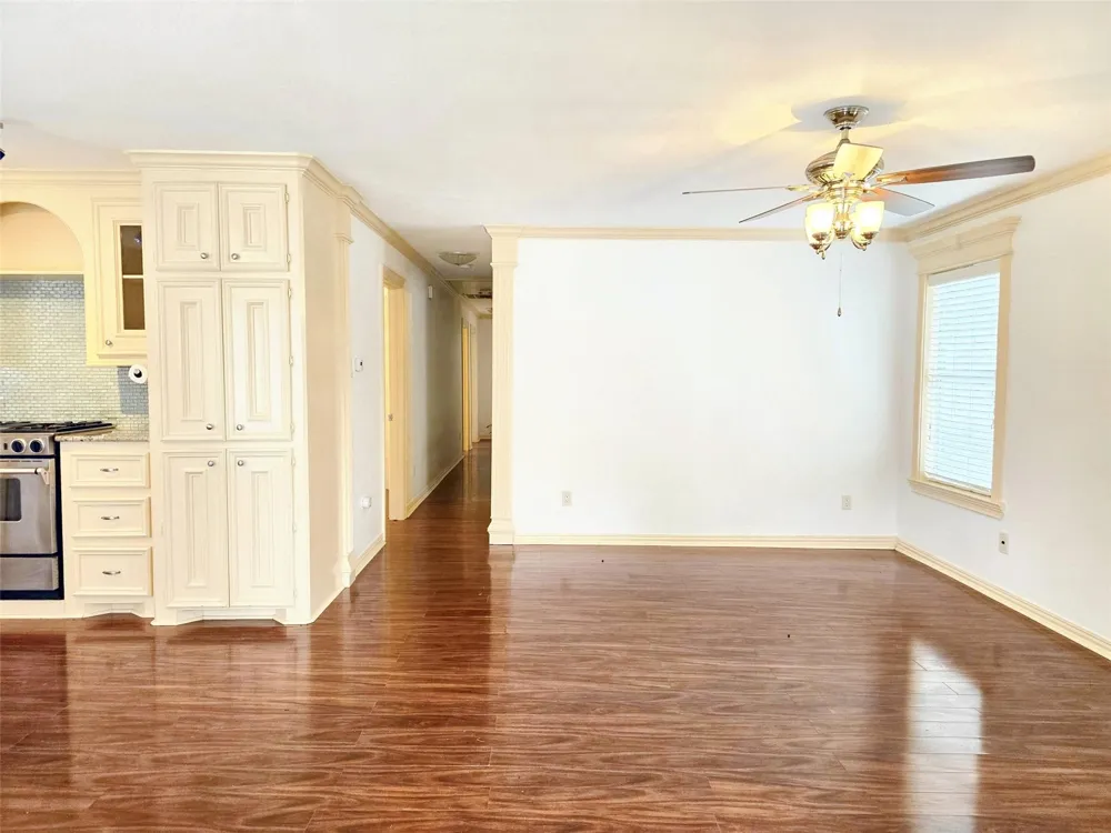 828 E 39th Street Houston, TX 77022