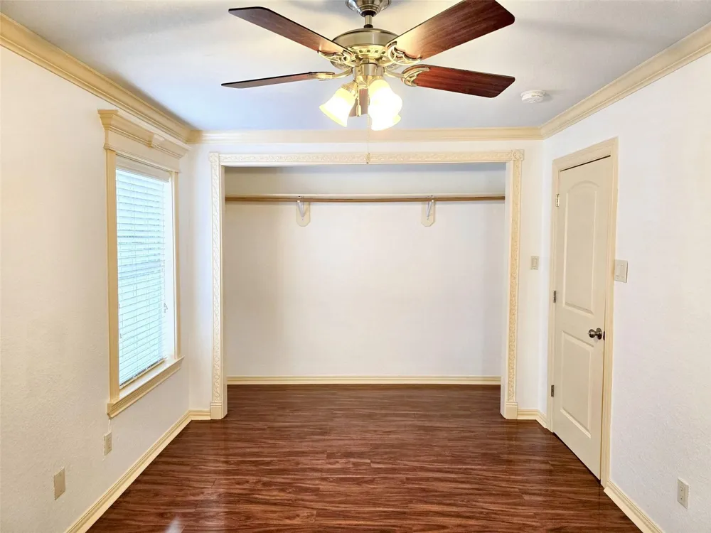 828 E 39th Street Houston, TX 77022