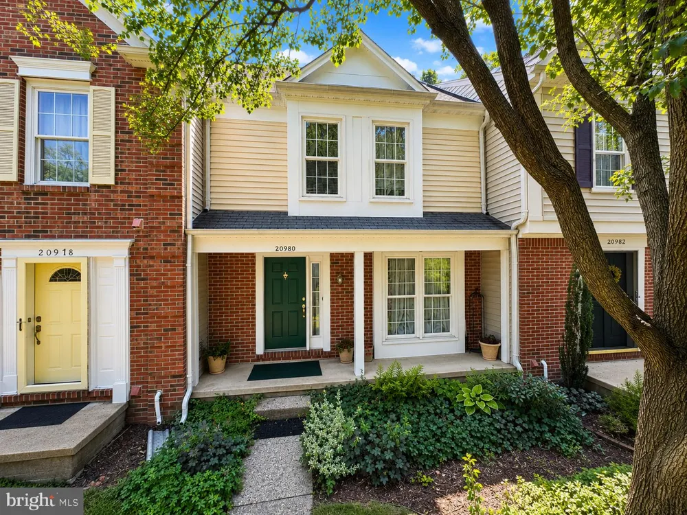 20980 TOBACCO SQUARE Ashburn, VA 20147