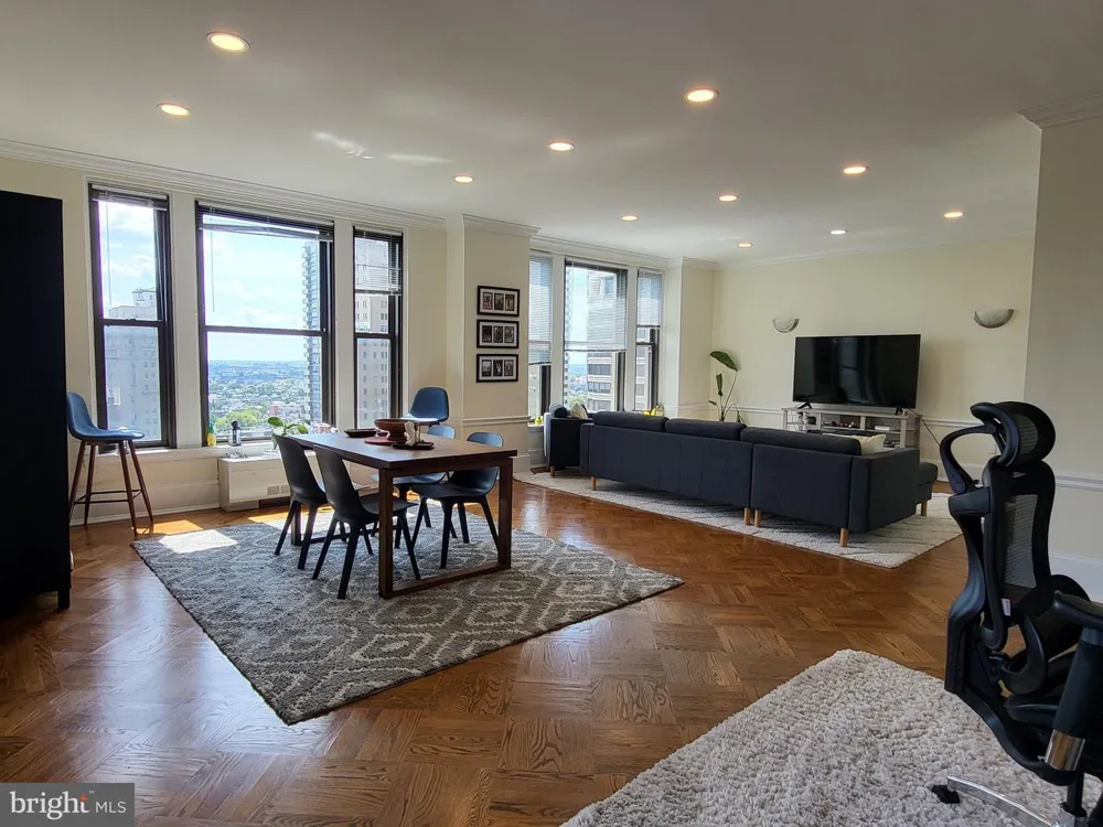 135 S 19TH STREET #1509-10 Philadelphia, PA 19103