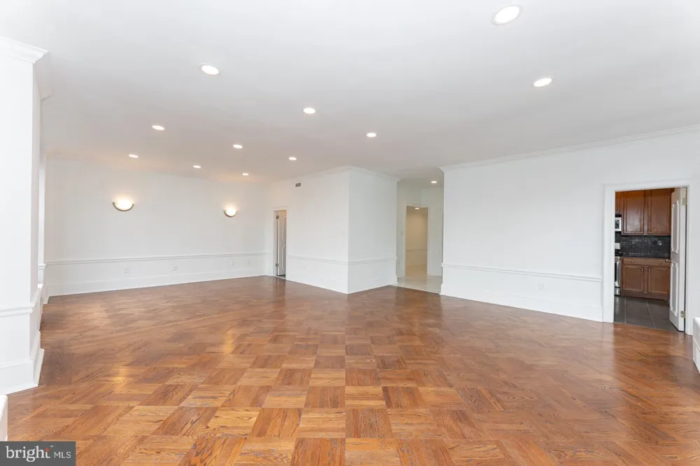 135 S 19TH STREET #1509-10 Philadelphia, PA 19103