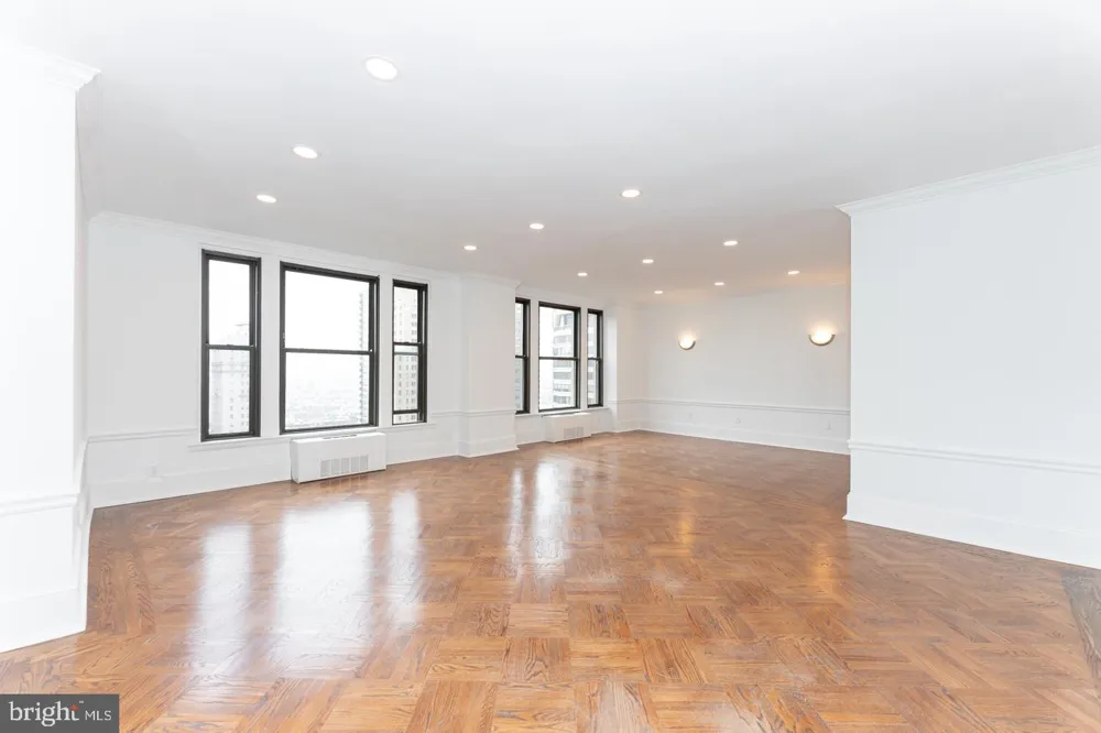 135 S 19TH STREET #1509-10 Philadelphia, PA 19103