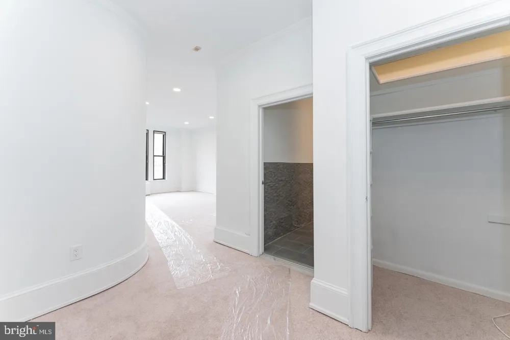 135 S 19TH STREET #1509-10 Philadelphia, PA 19103