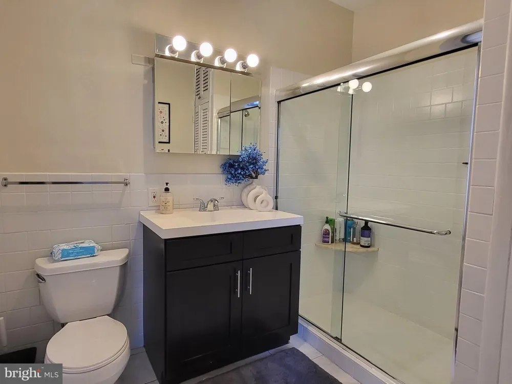 135 S 19TH STREET #1509-10 Philadelphia, PA 19103