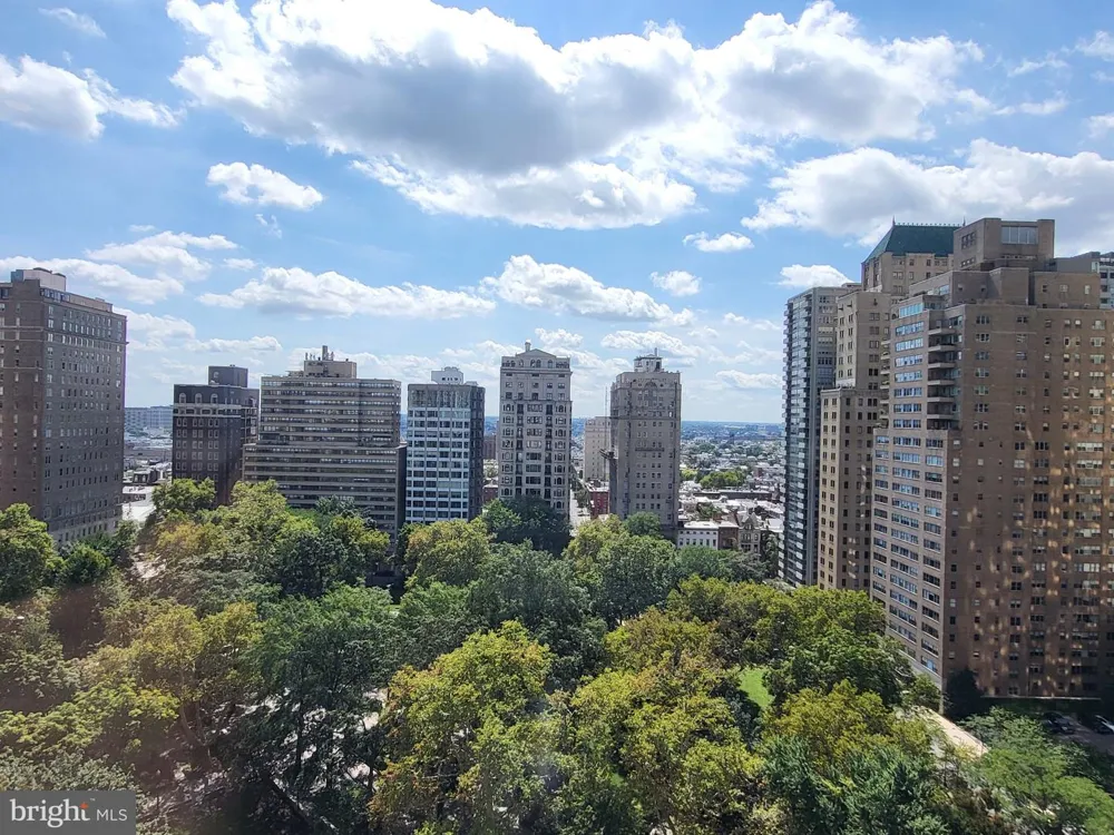 135 S 19TH STREET #1509-10 Philadelphia, PA 19103