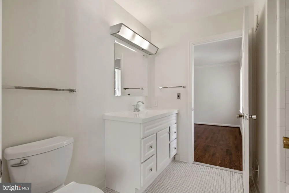 11009 CRIPPLEGATE ROAD Potomac, MD 20854
