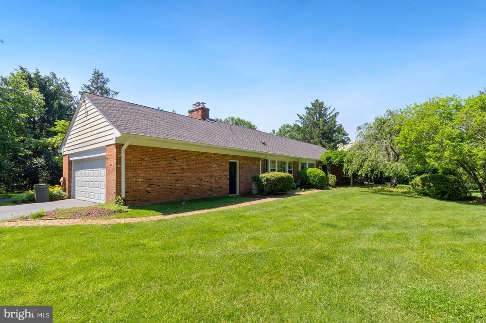 11009 CRIPPLEGATE ROAD Potomac, MD 20854