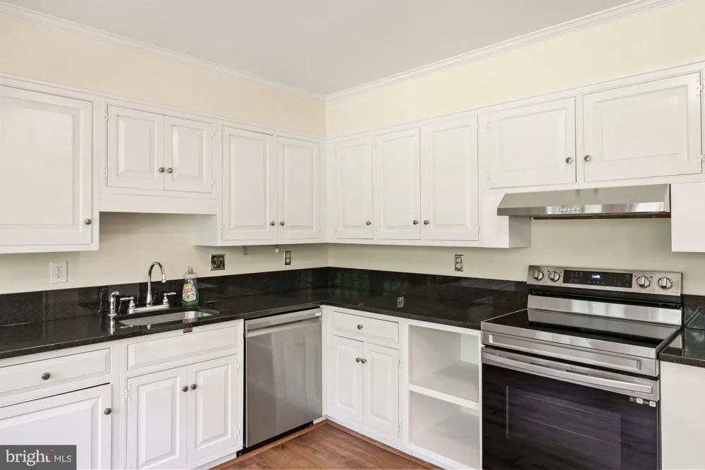 11009 CRIPPLEGATE ROAD Potomac, MD 20854
