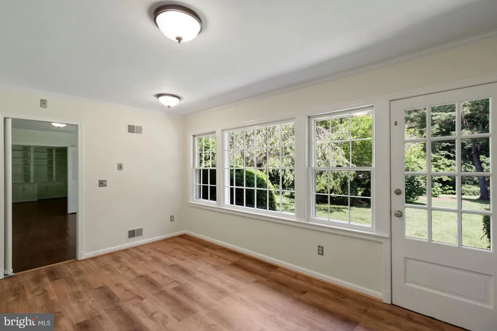 11009 CRIPPLEGATE ROAD Potomac, MD 20854