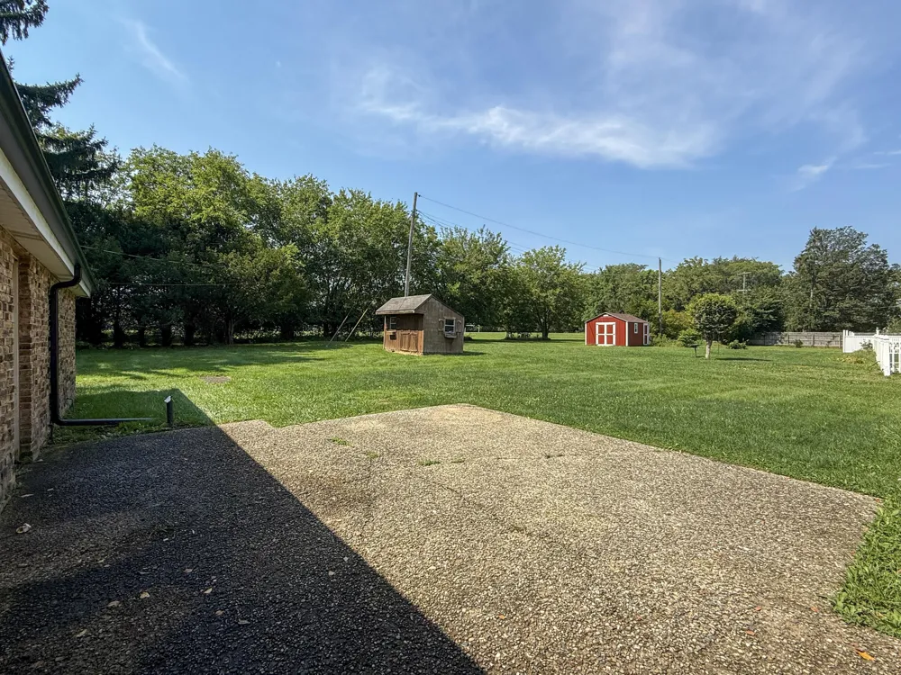 820 Iroquois Trail Niles, MI 49120
