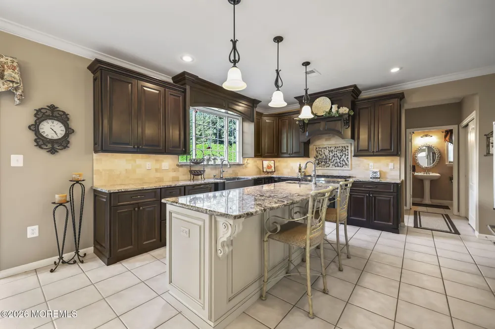 778 Applewood Court Jackson, NJ 08527