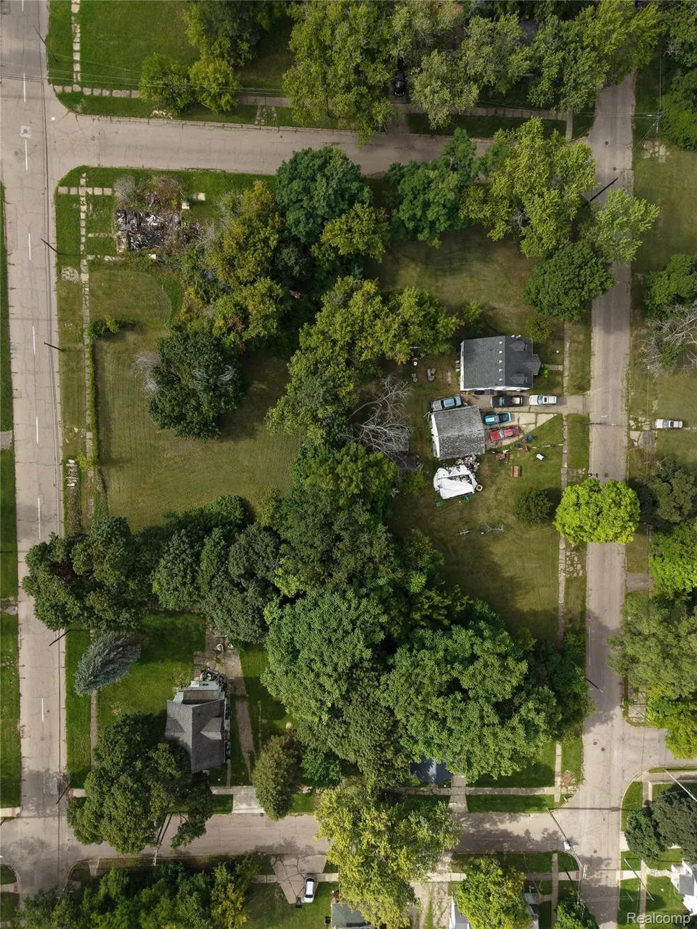 1027 Lyon Street Flint City, MI 48503