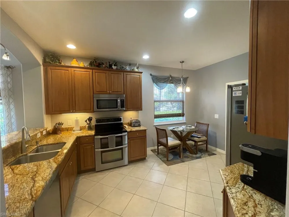 10630 Camarelle Circle Fort Myers, FL 33913