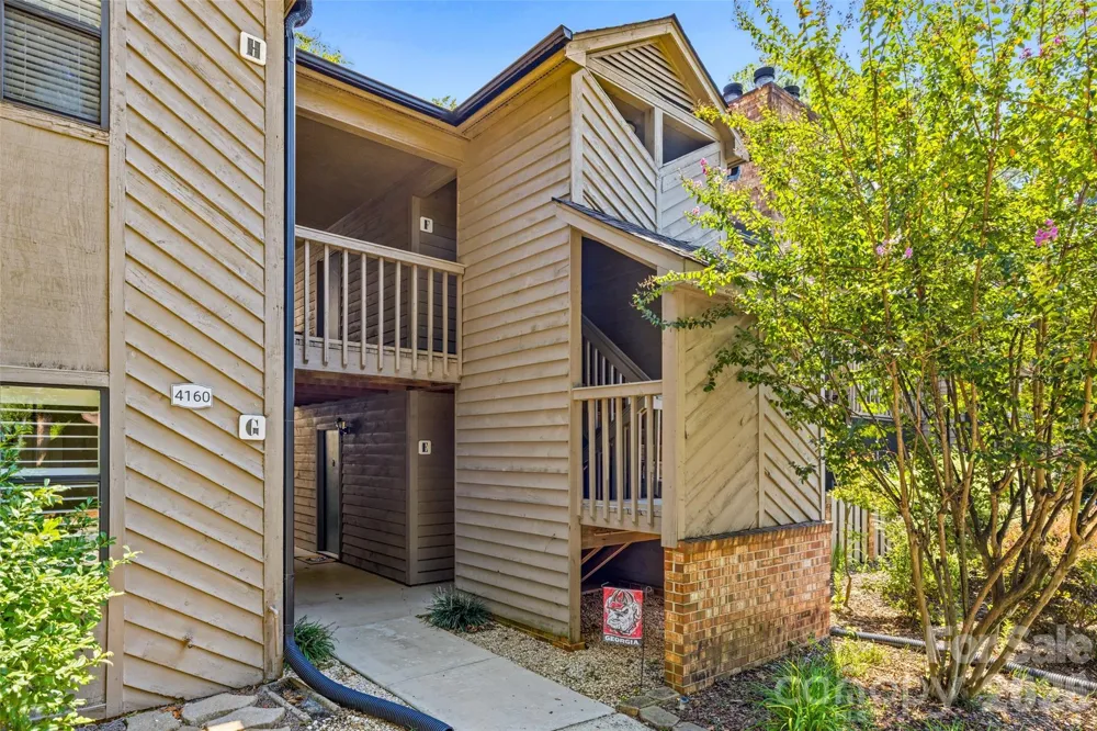 4160 Charlotte Highway #F Lake Wylie, SC 29710