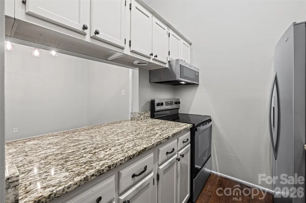 4160 Charlotte Highway #F Lake Wylie, SC 29710