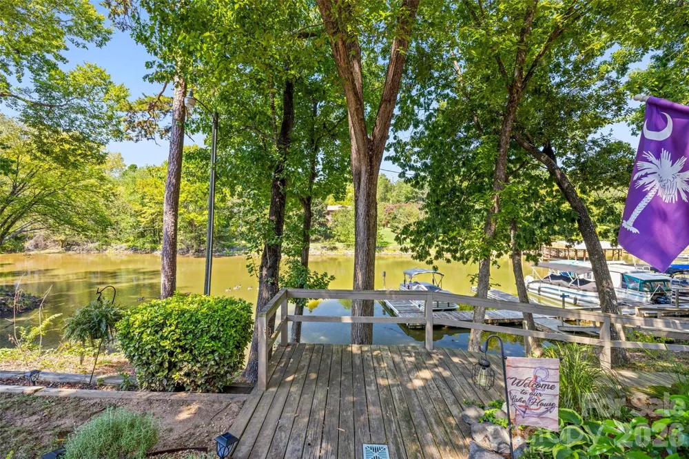 4160 Charlotte Highway #F Lake Wylie, SC 29710