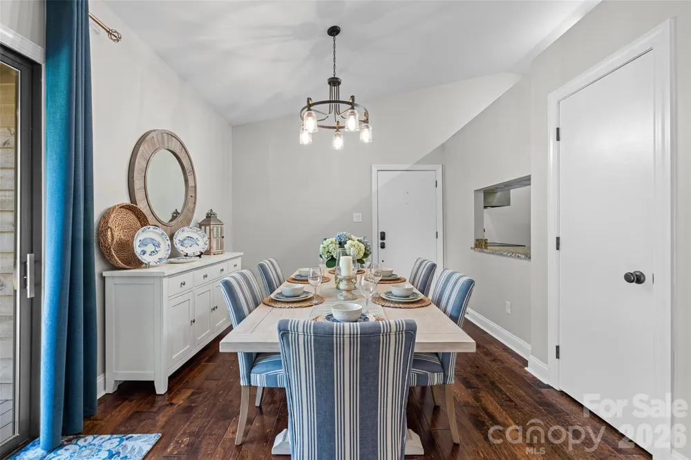 4160 Charlotte Highway #F Lake Wylie, SC 29710
