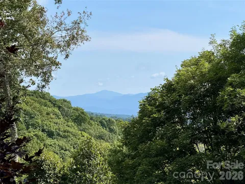 92 Goldenleaf Road