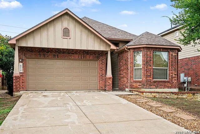 8519 LAHEMAA FLS San Antonio, TX 78251