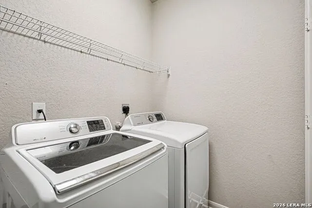 8519 LAHEMAA FLS San Antonio, TX 78251