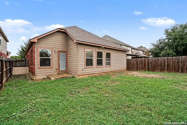 8519 LAHEMAA FLS San Antonio, TX 78251