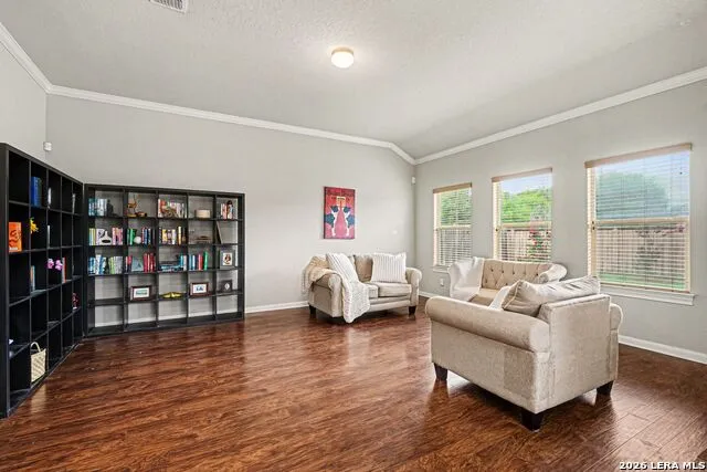 8519 LAHEMAA FLS San Antonio, TX 78251