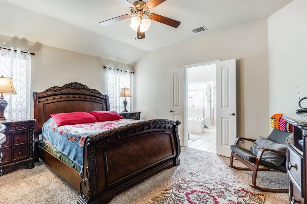 8716 Cowboy Aubrey, TX 76227