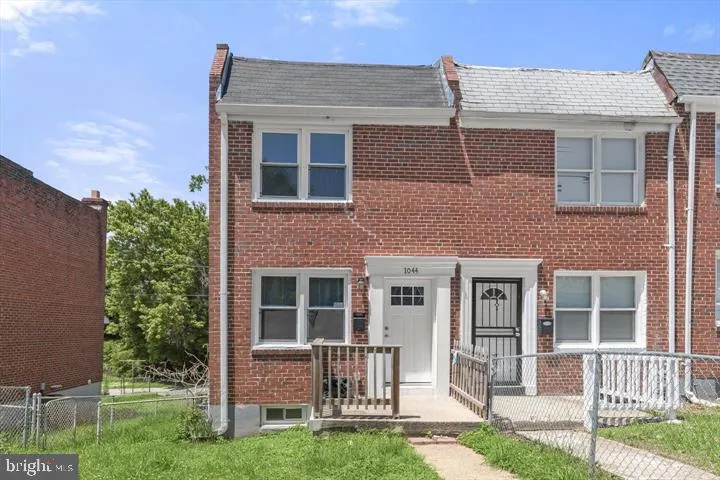 1044 ELLICOTT DRIVEWAY Baltimore, MD 21216