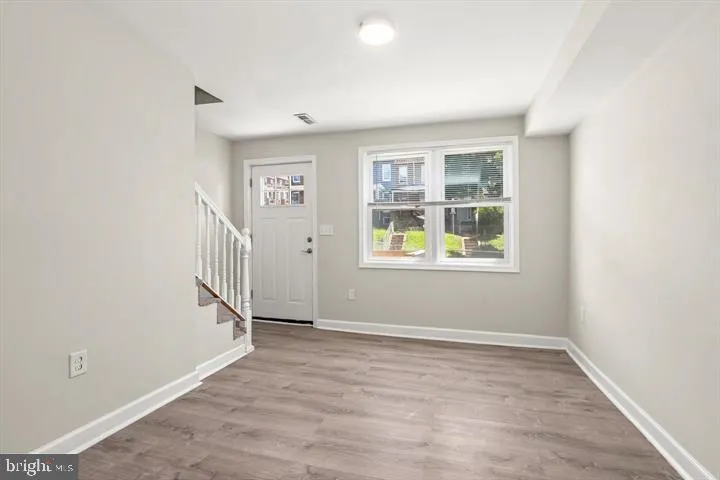 1044 ELLICOTT DRIVEWAY Baltimore, MD 21216