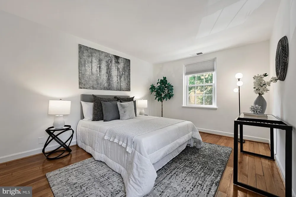 4231 35TH STREET S #B1 Arlington, VA 22206