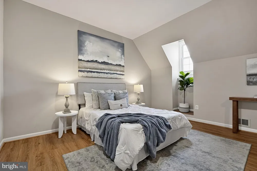 4231 35TH STREET S #B1 Arlington, VA 22206