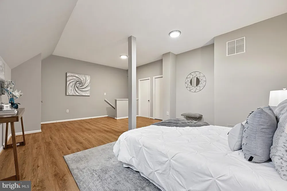 4231 35TH STREET S #B1 Arlington, VA 22206