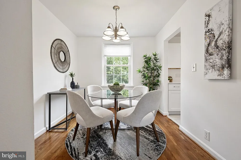 4231 35TH STREET S #B1 Arlington, VA 22206