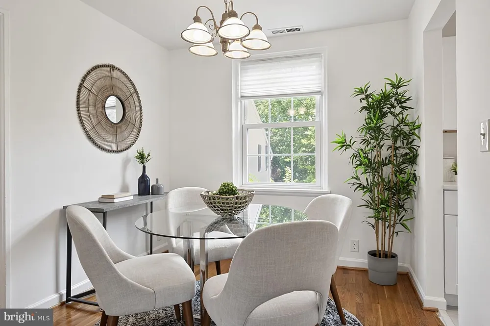 4231 35TH STREET S #B1 Arlington, VA 22206