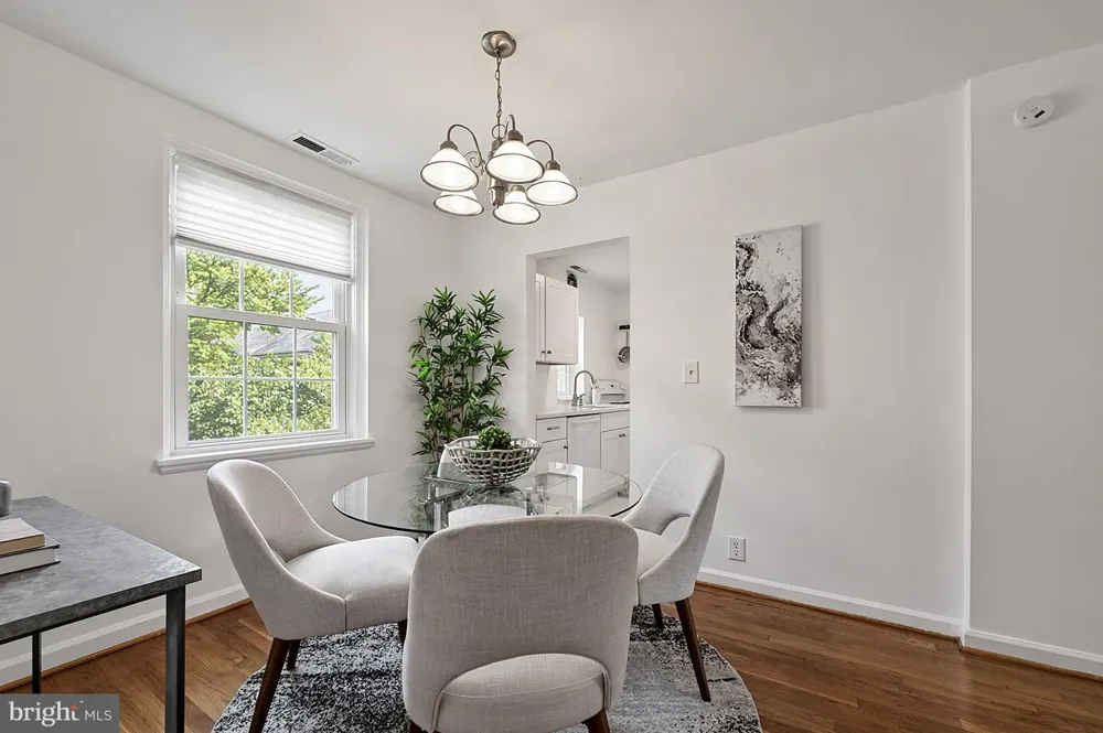 4231 35TH STREET S #B1 Arlington, VA 22206